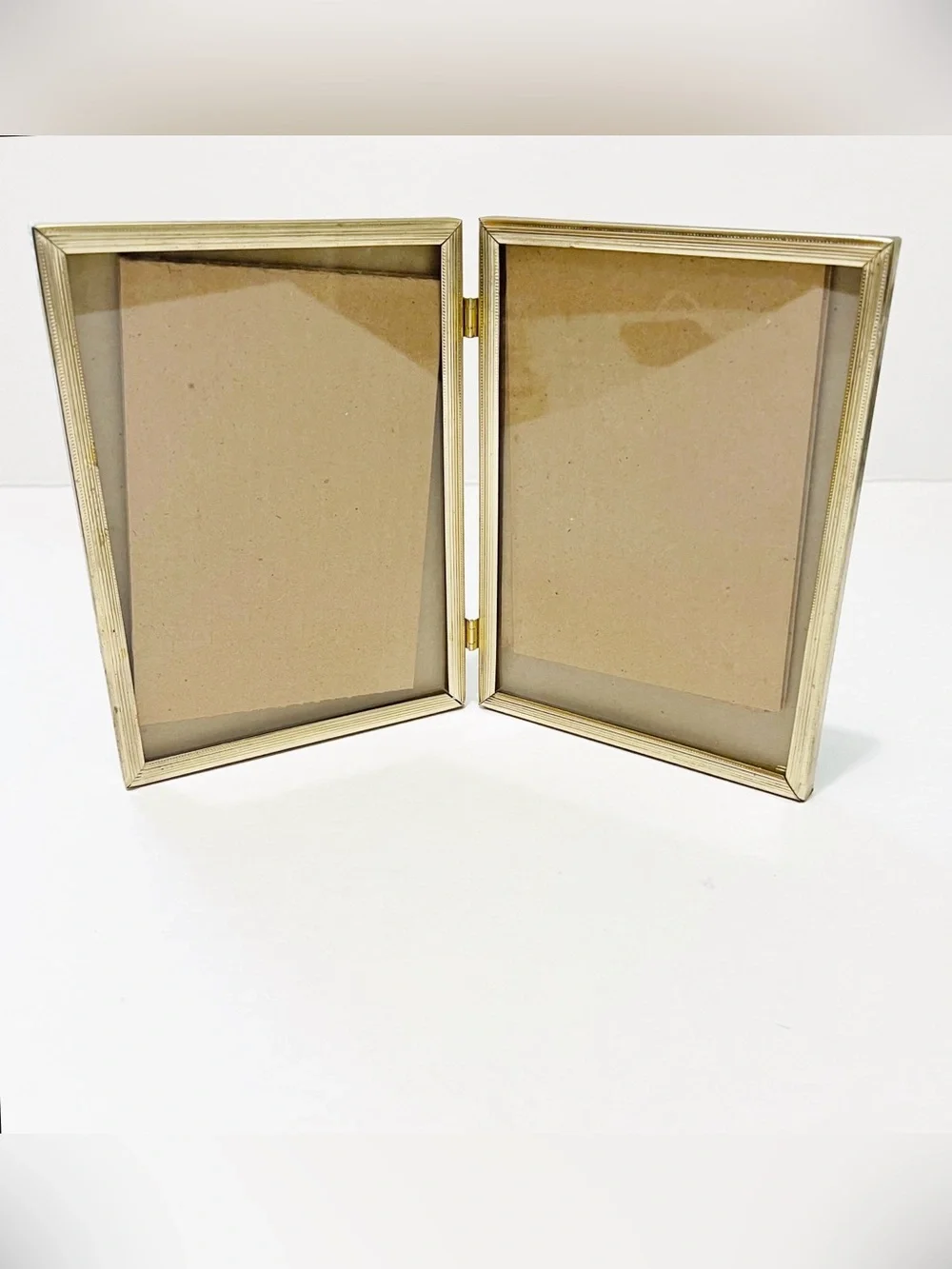 Vintage Gold Metal Folding Double Picture Frame 5x7 Hinged Bi-Fold